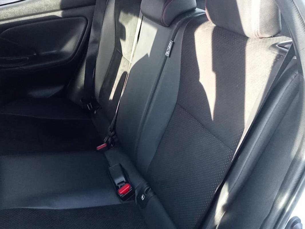 Toyota Yaris - Photo 10