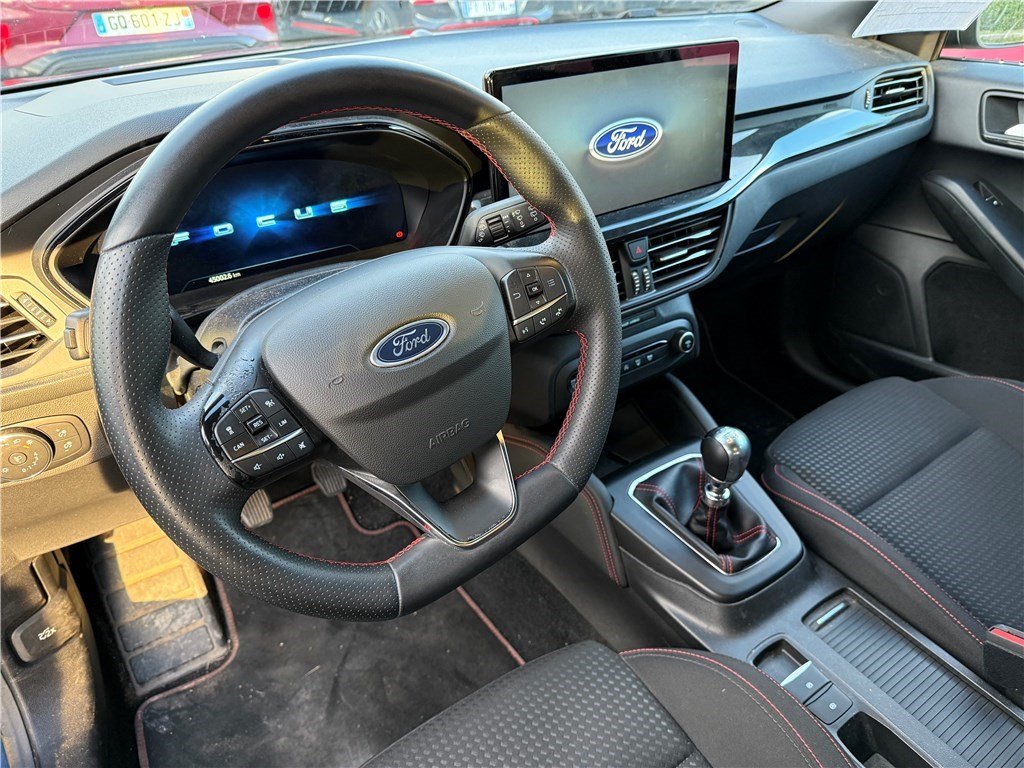 Ford Focus - Photo 5