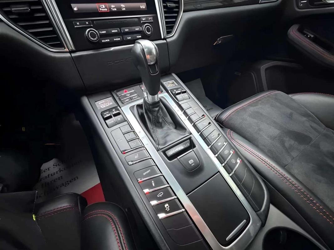 Porsche Macan - Photo 25