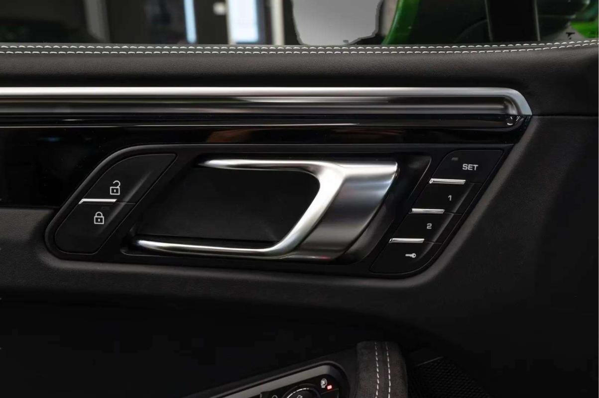 Porsche Macan - Photo 38