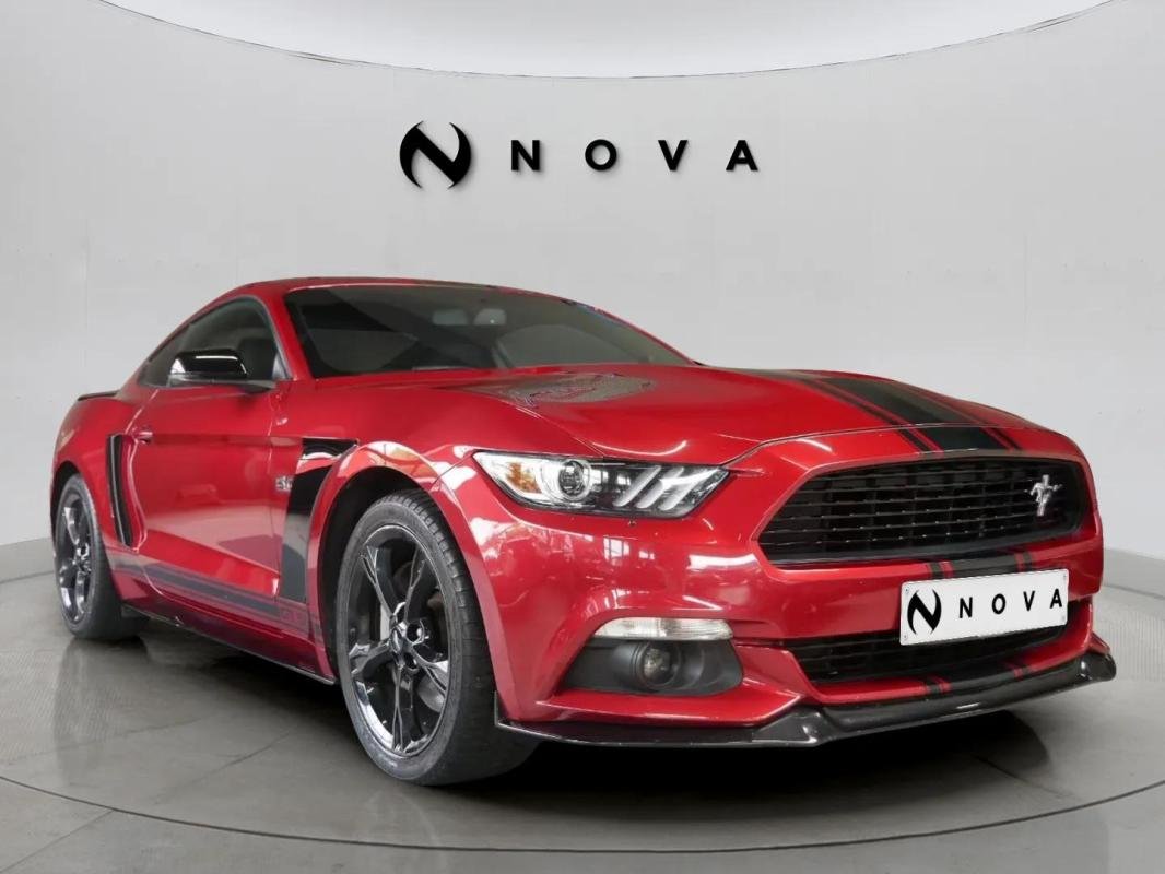 Ford Mustang - Photo 4
