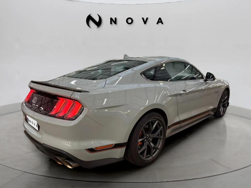 Ford Mustang - Photo 5