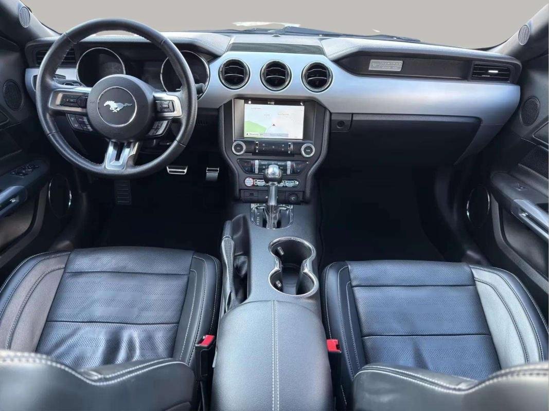 Ford Mustang - Photo 13