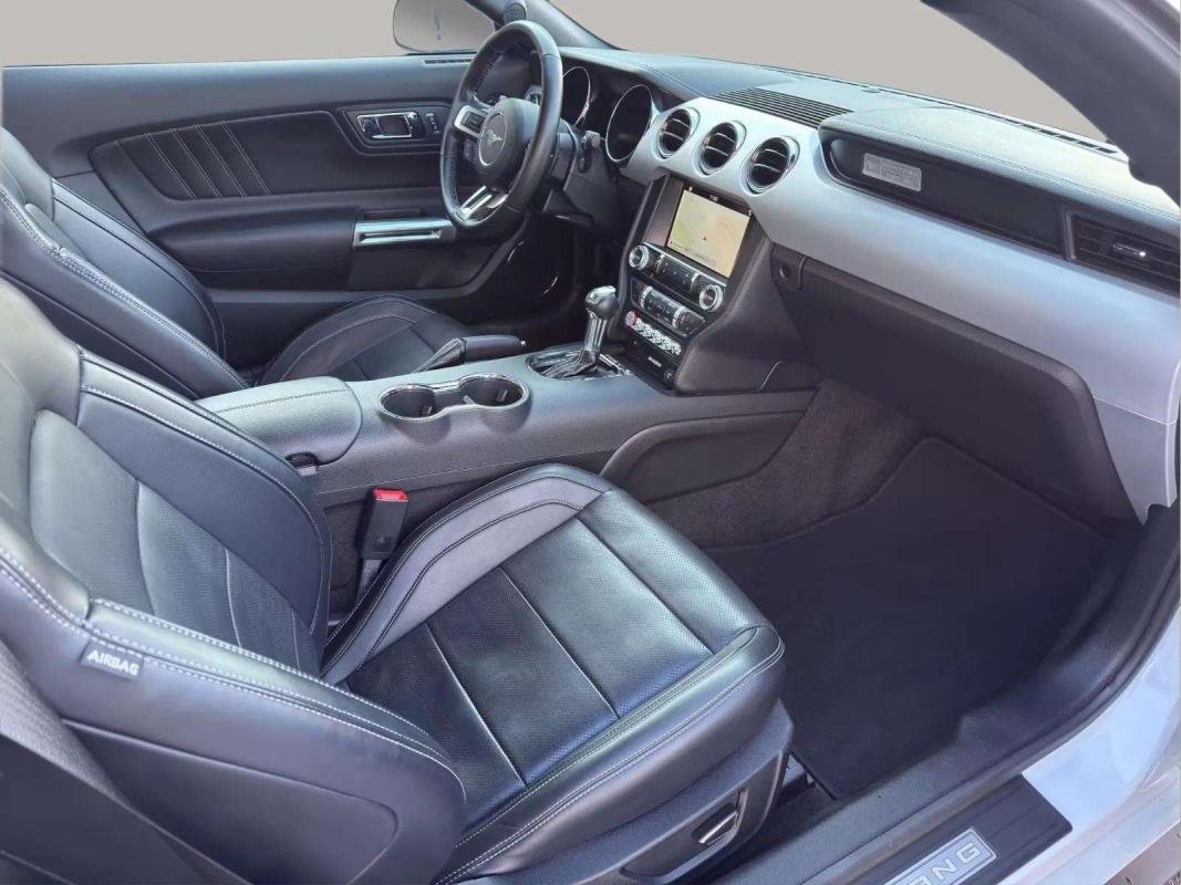 Ford Mustang - Photo 14