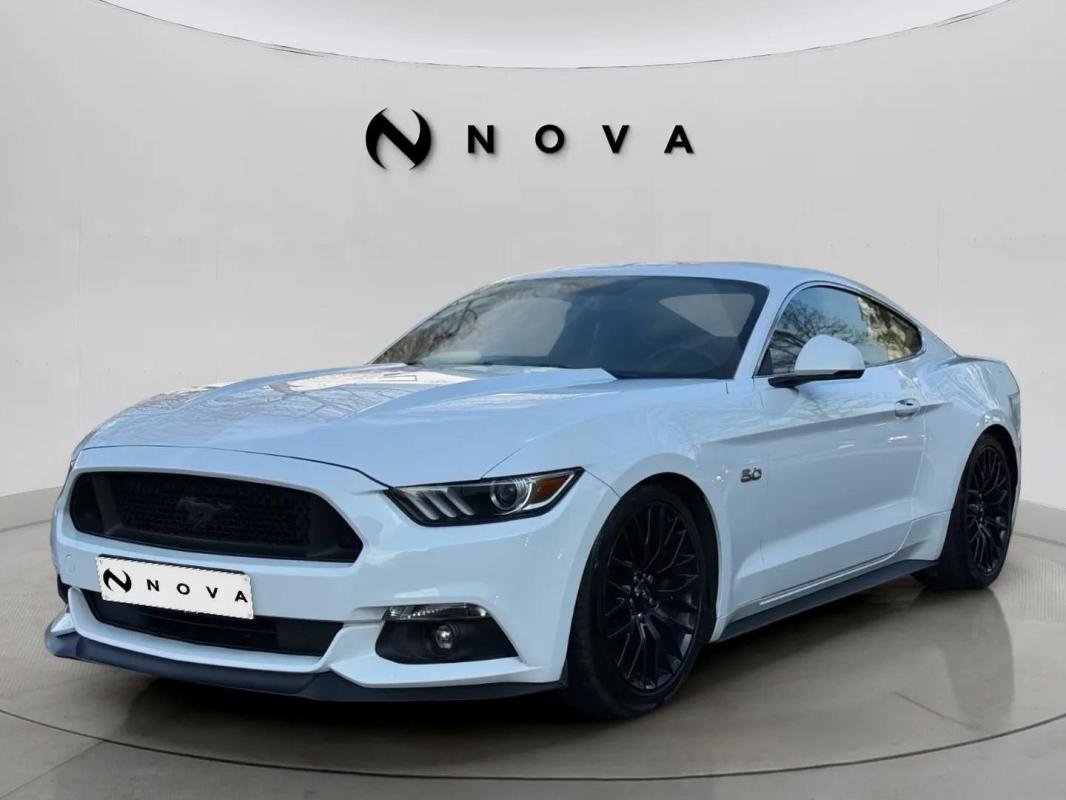 Ford Mustang - Photo 5