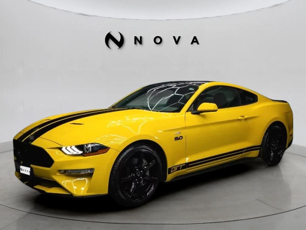 Ford Mustang - Photo 2