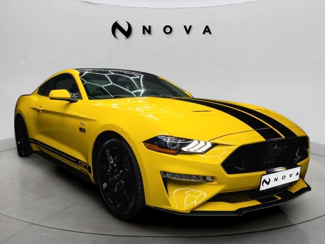Ford Mustang - Photo 3