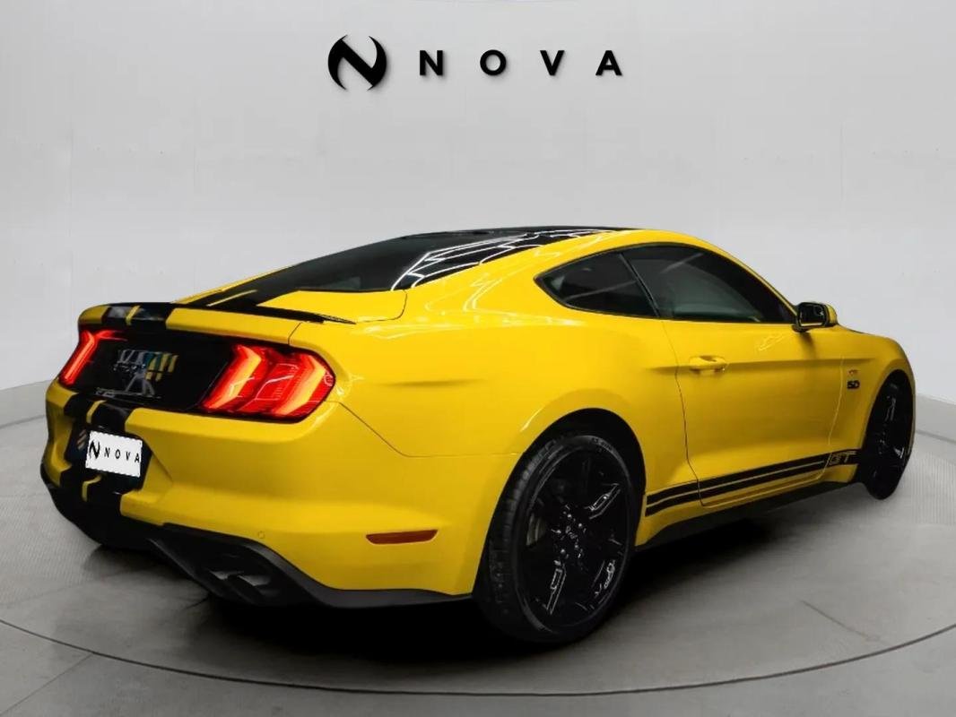 Ford Mustang - Photo 5