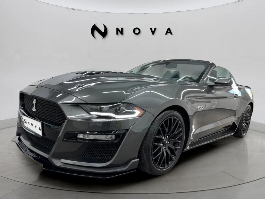 Ford Mustang - Photo 1