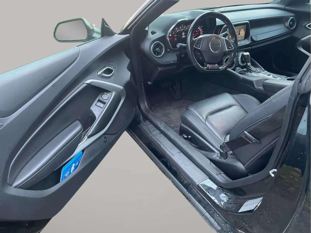 Chevrolet Camaro - Photo 6