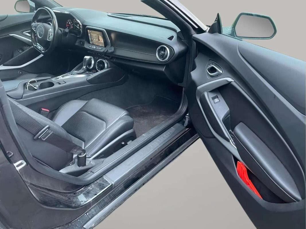 Chevrolet Camaro - Photo 8