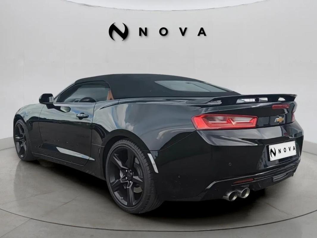 Chevrolet Camaro - Photo 2