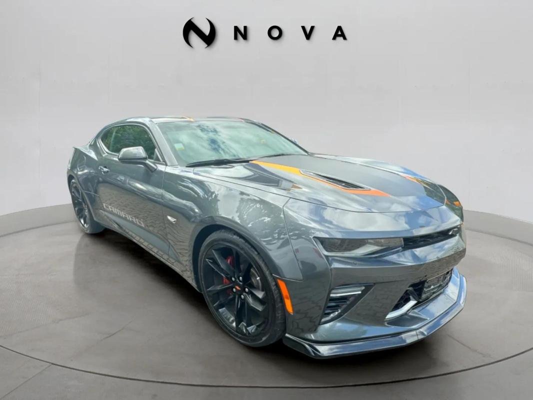 Chevrolet Camaro - Photo 1