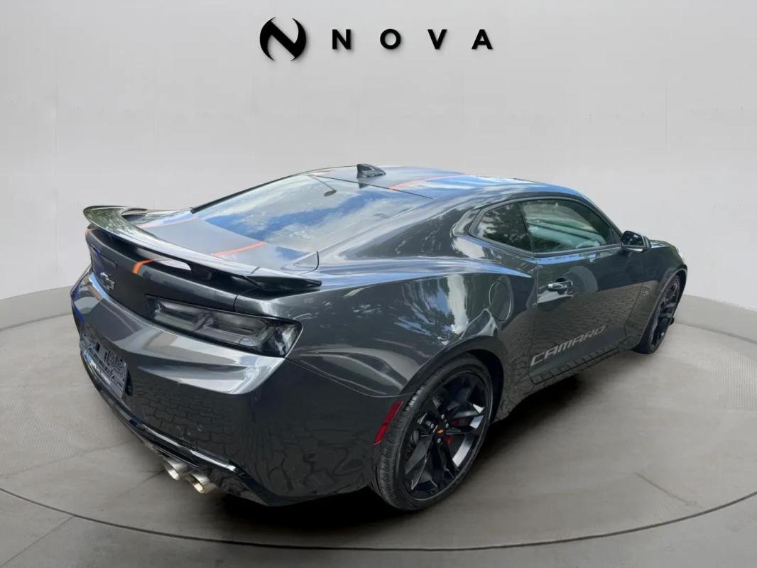Chevrolet Camaro - Photo 3