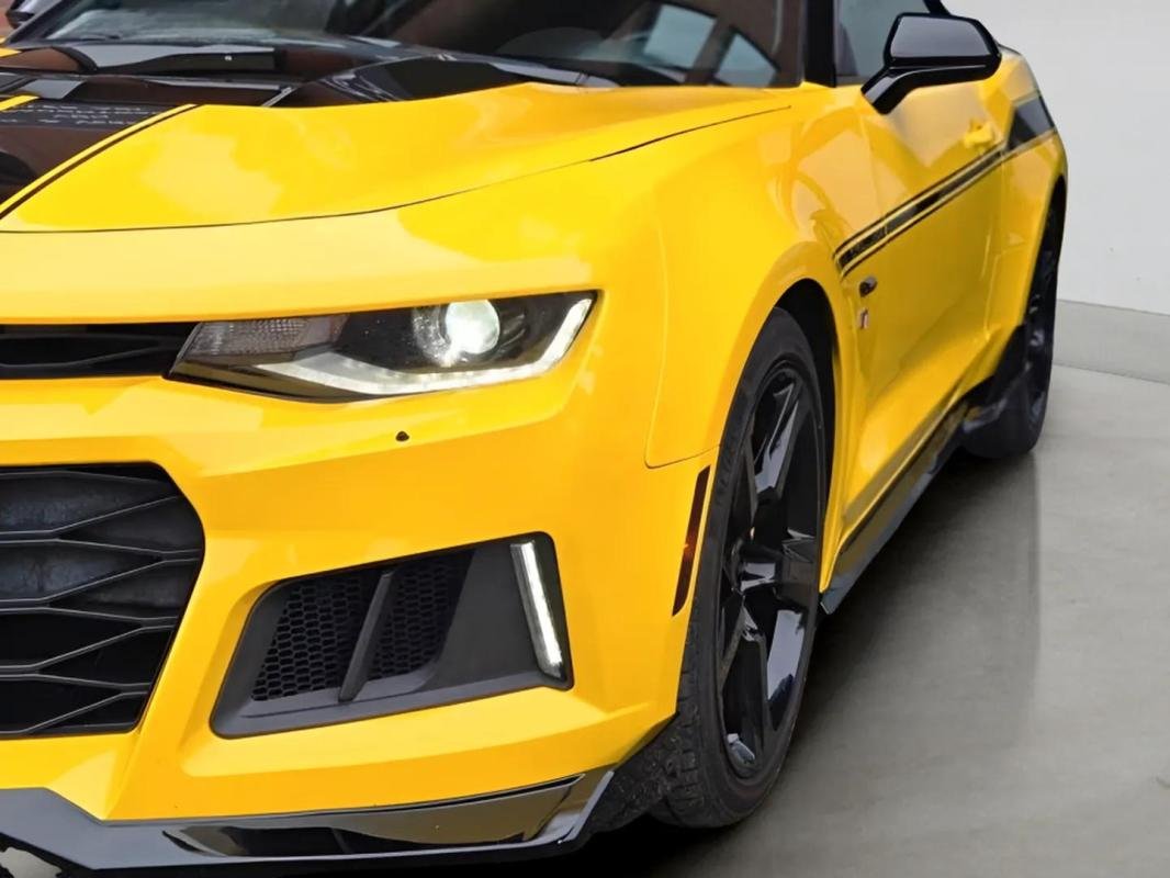Chevrolet Camaro - Photo 7