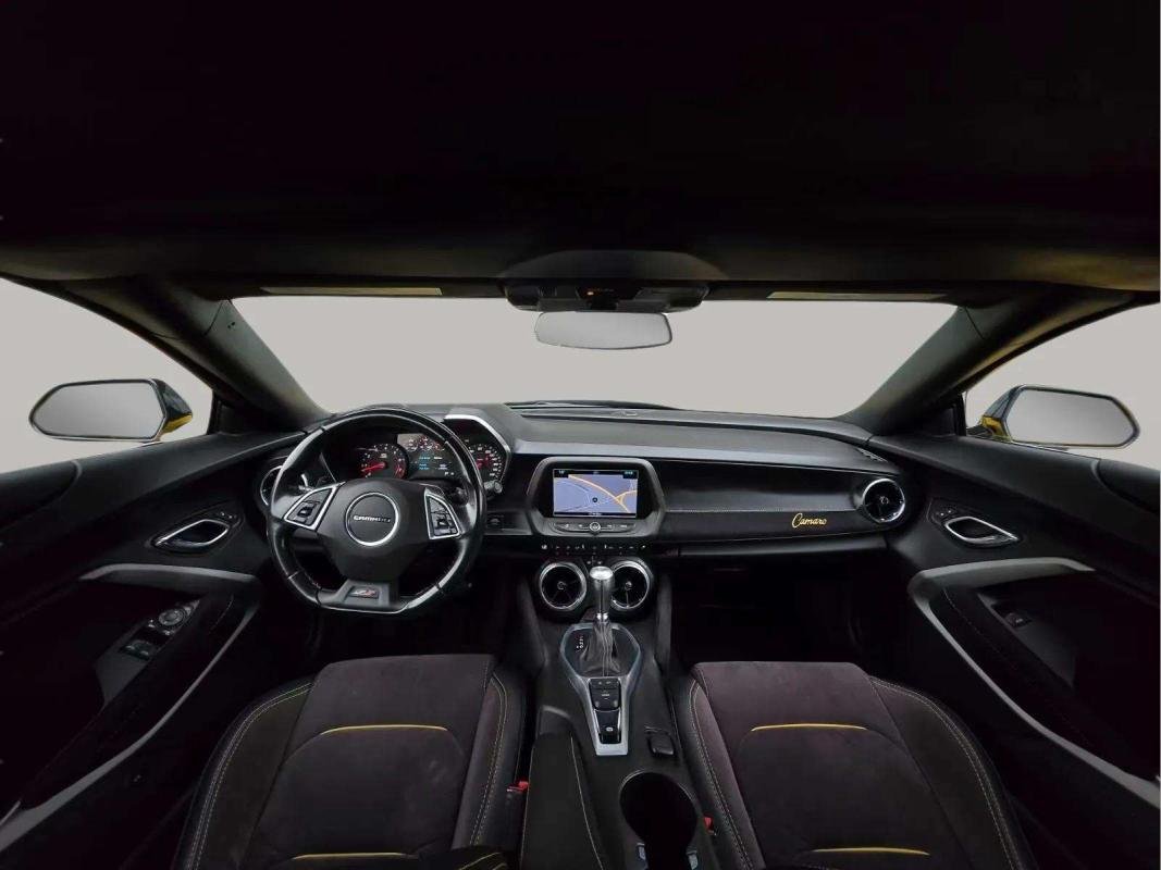 Chevrolet Camaro - Photo 9