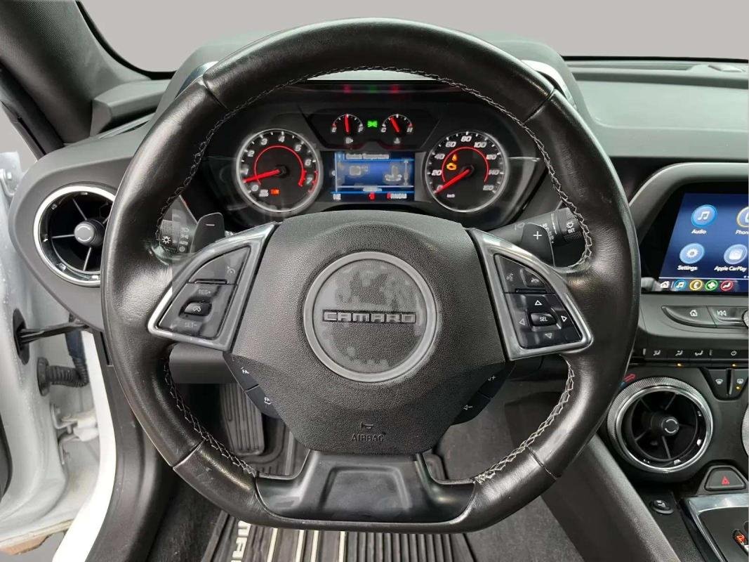 Chevrolet Camaro - Photo 18