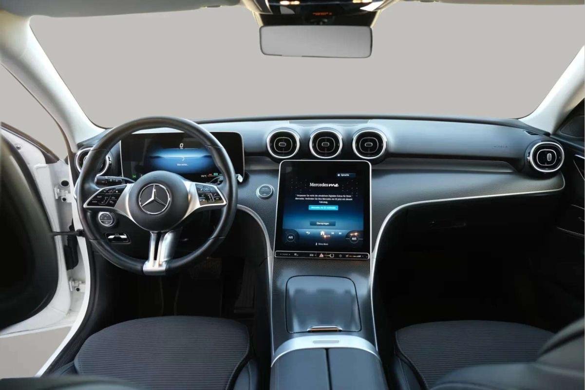 Mercedes C 200 - Photo 10
