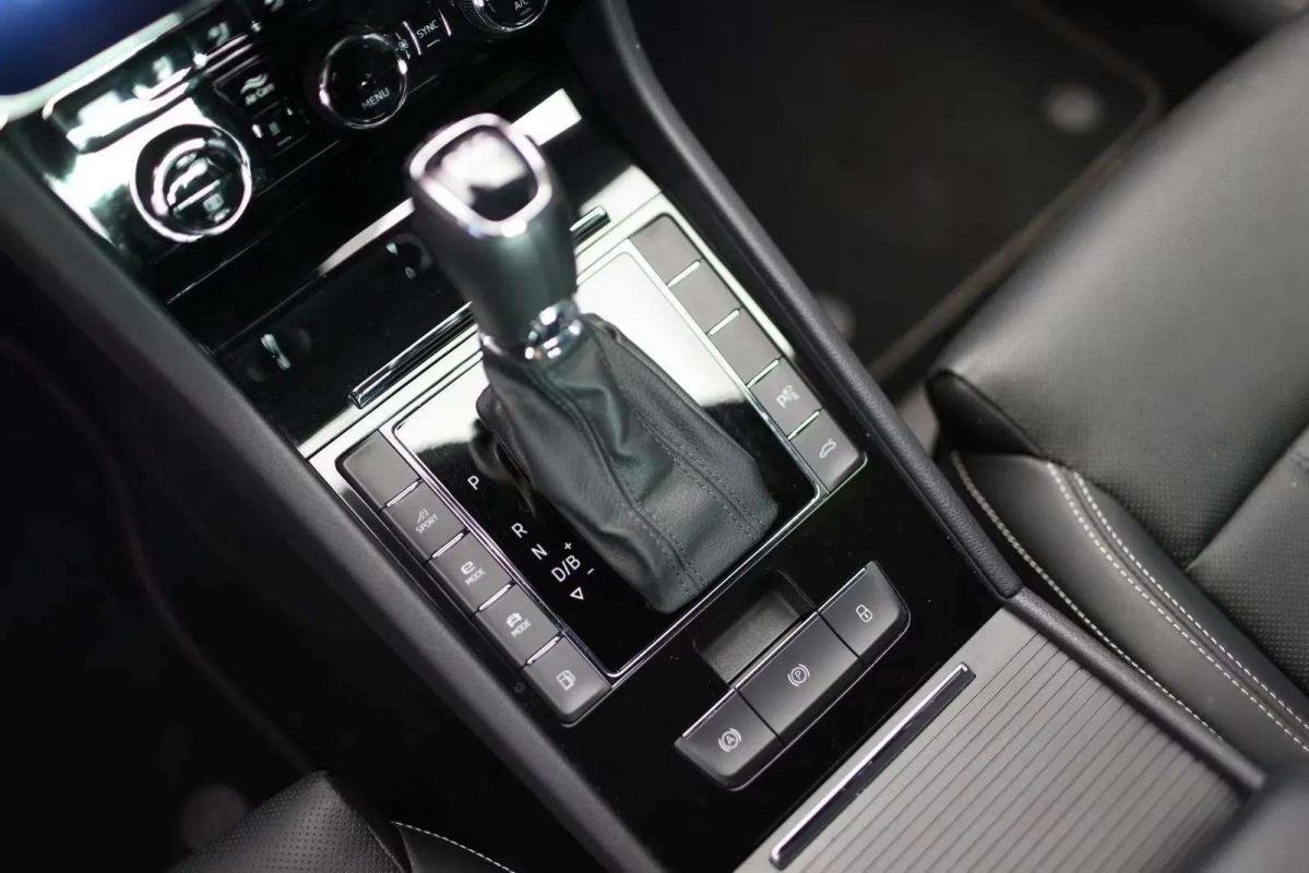 Skoda Superb - Photo 14