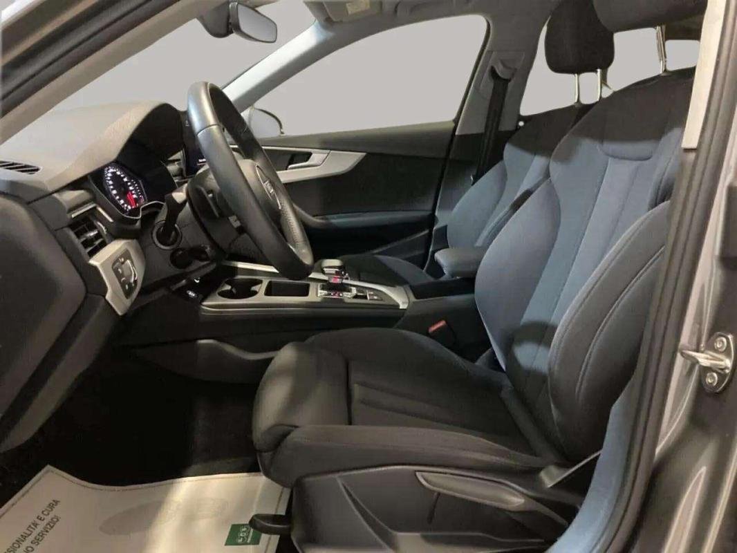 Audi A4 - Photo 14