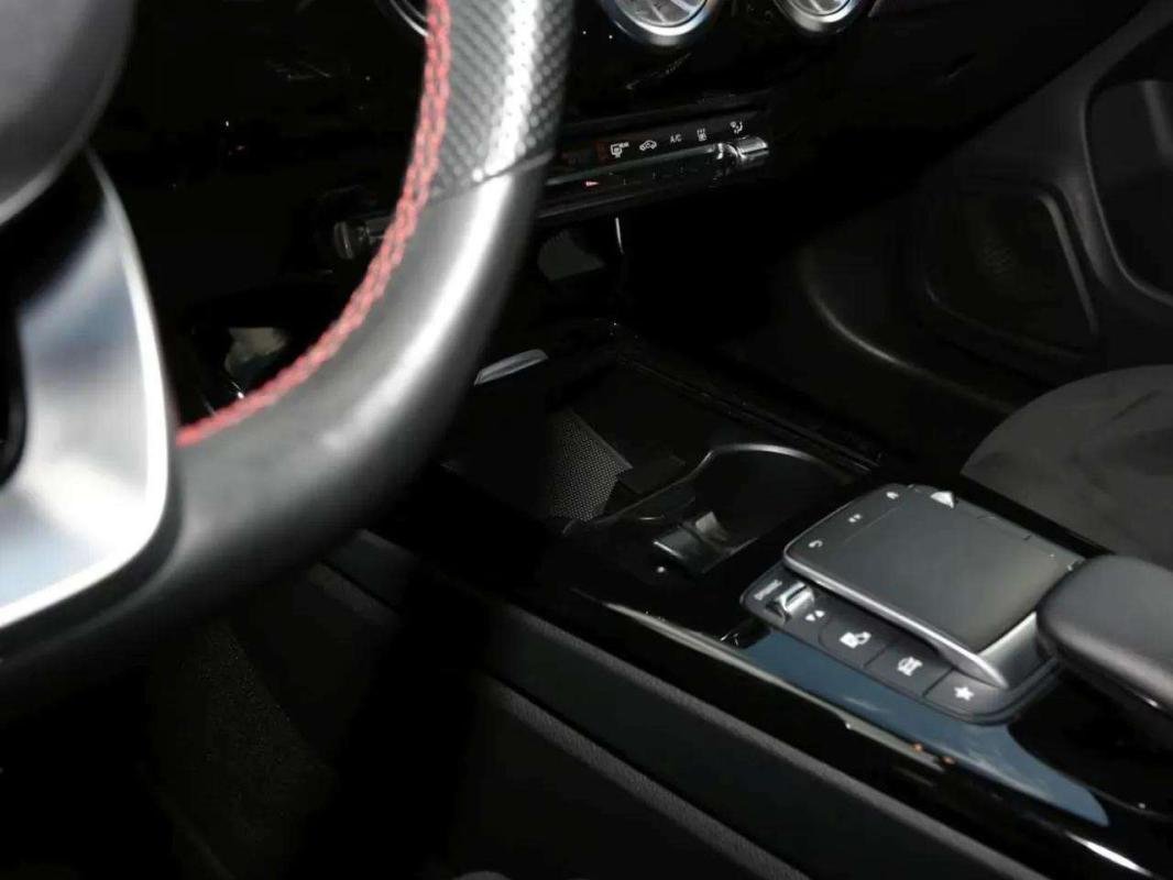 Mercedes CLA - Photo 12