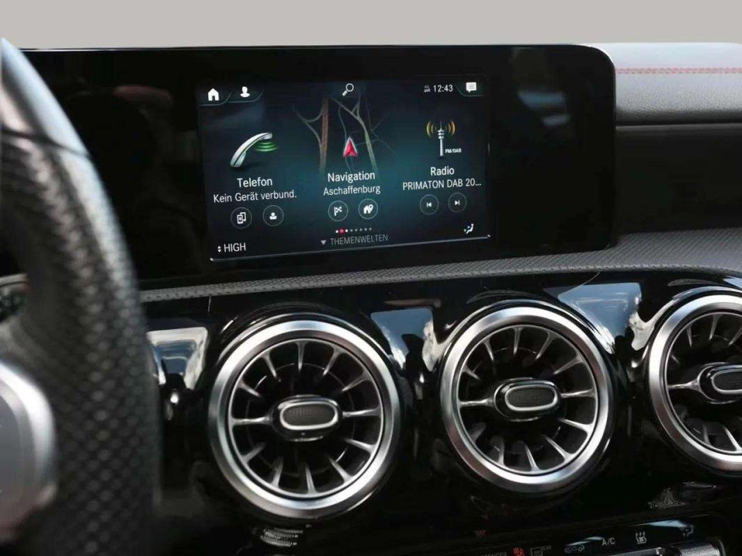 Mercedes CLA - Photo 16