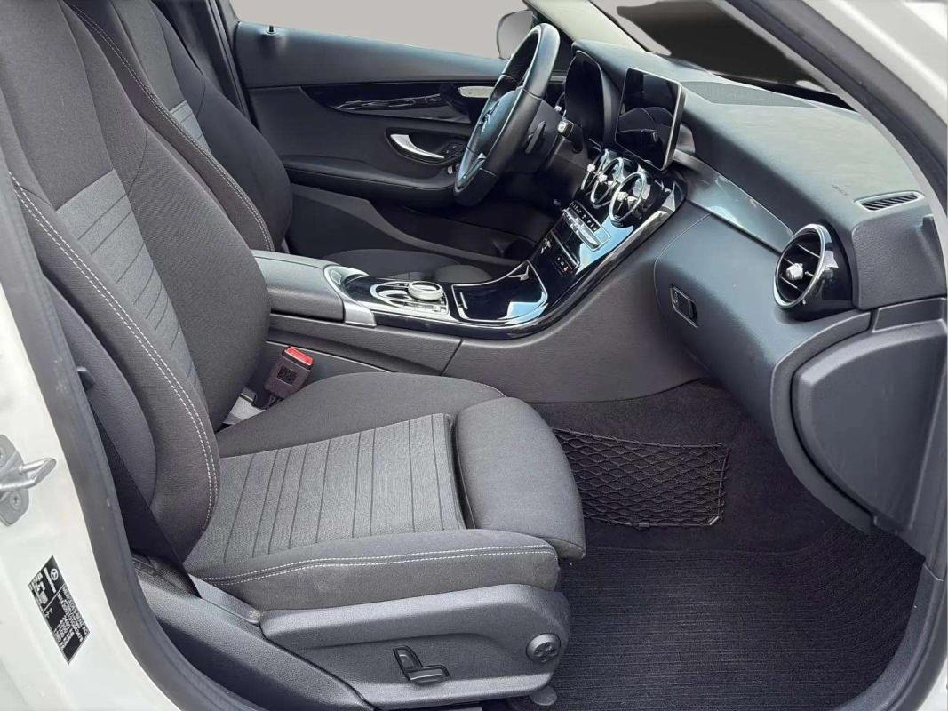 Mercedes Classe C - Photo 19