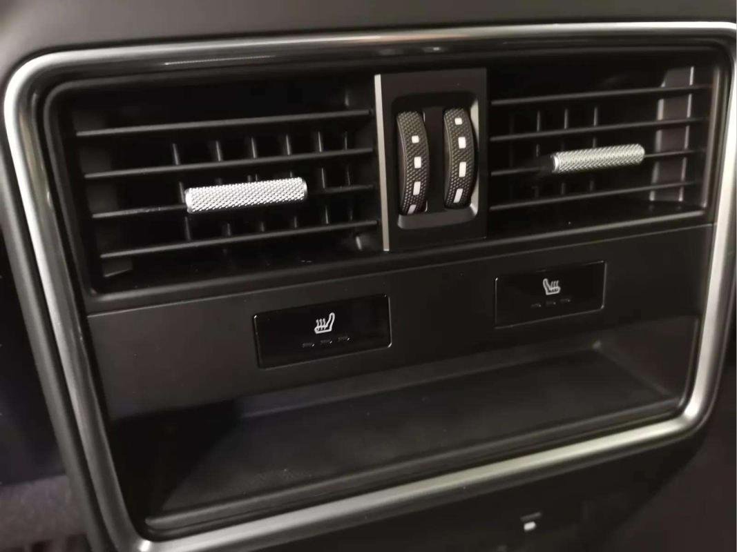 Porsche Cayenne - Photo 25