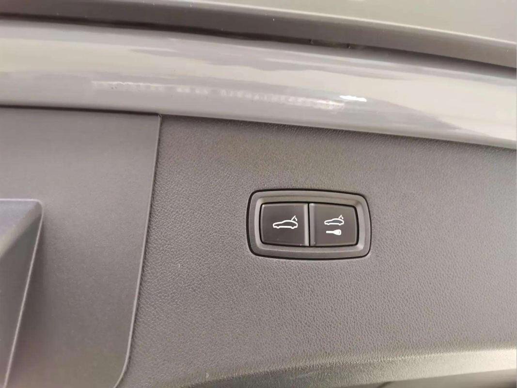 Porsche Cayenne - Photo 26