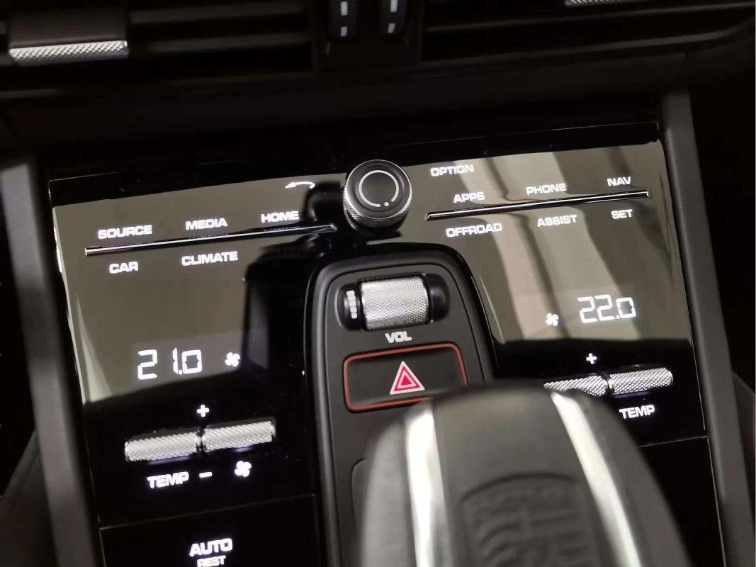 Porsche Cayenne - Photo 27