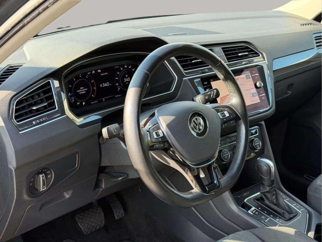 Volkswagen Tiguan - Photo 16