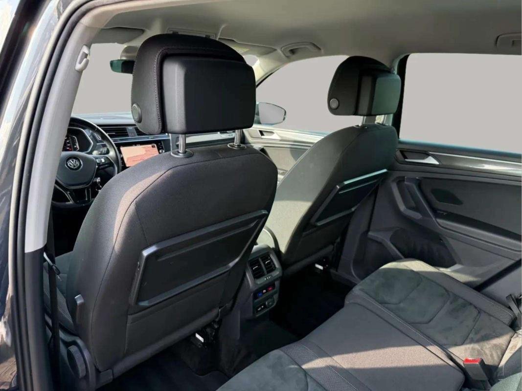 Volkswagen Tiguan - Photo 19