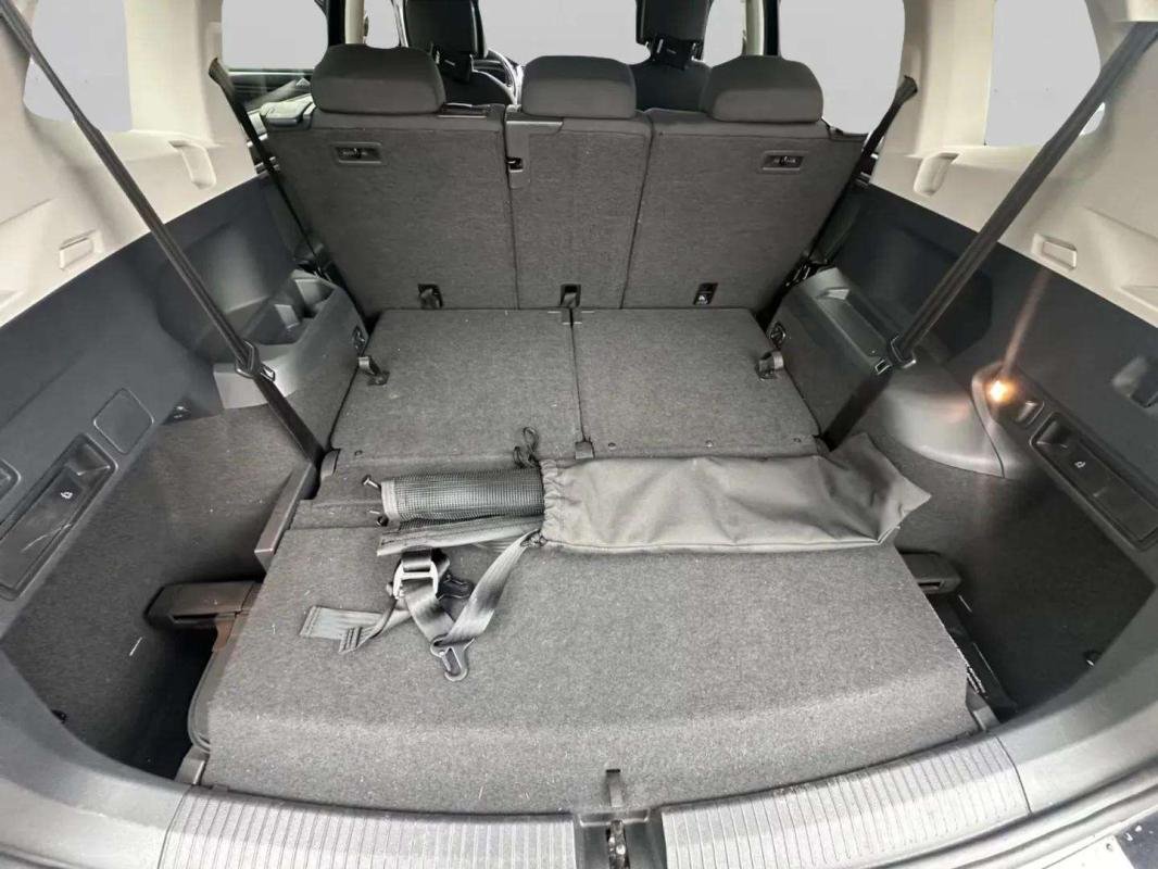 Volkswagen Tiguan Allspace - Photo 27