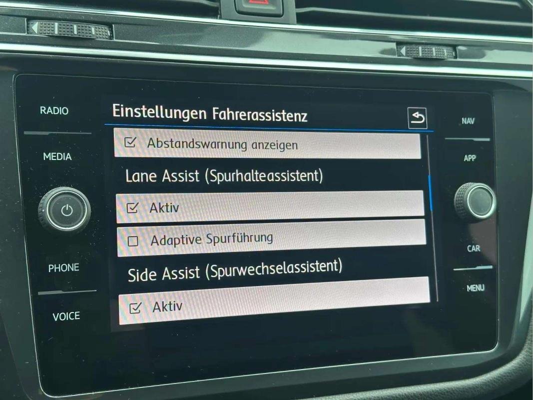 Volkswagen Tiguan Allspace - Photo 35