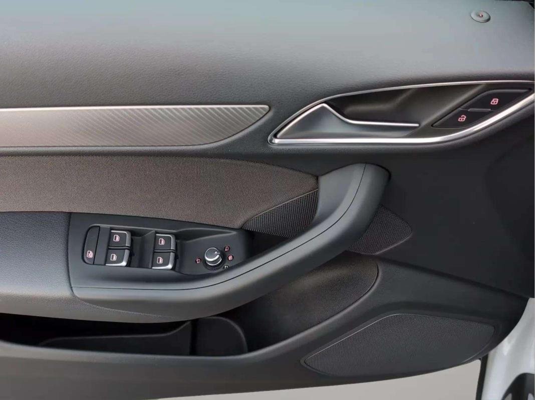 Audi Q3 - Photo 15
