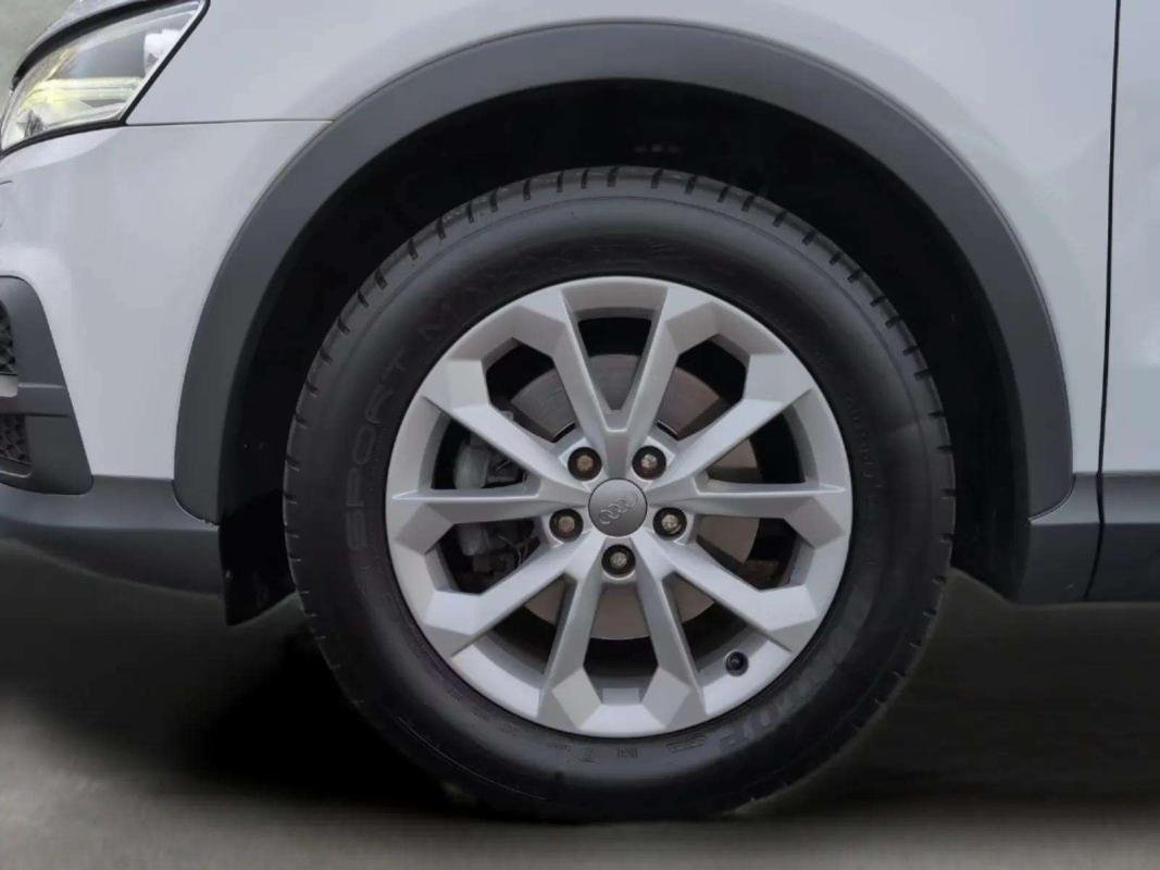 Audi Q3 - Photo 9