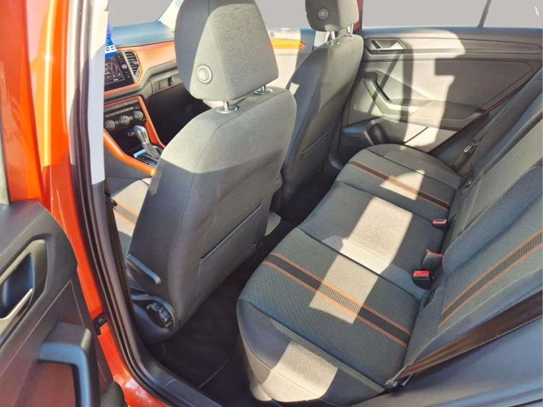 Volkswagen T-Roc - Photo 17