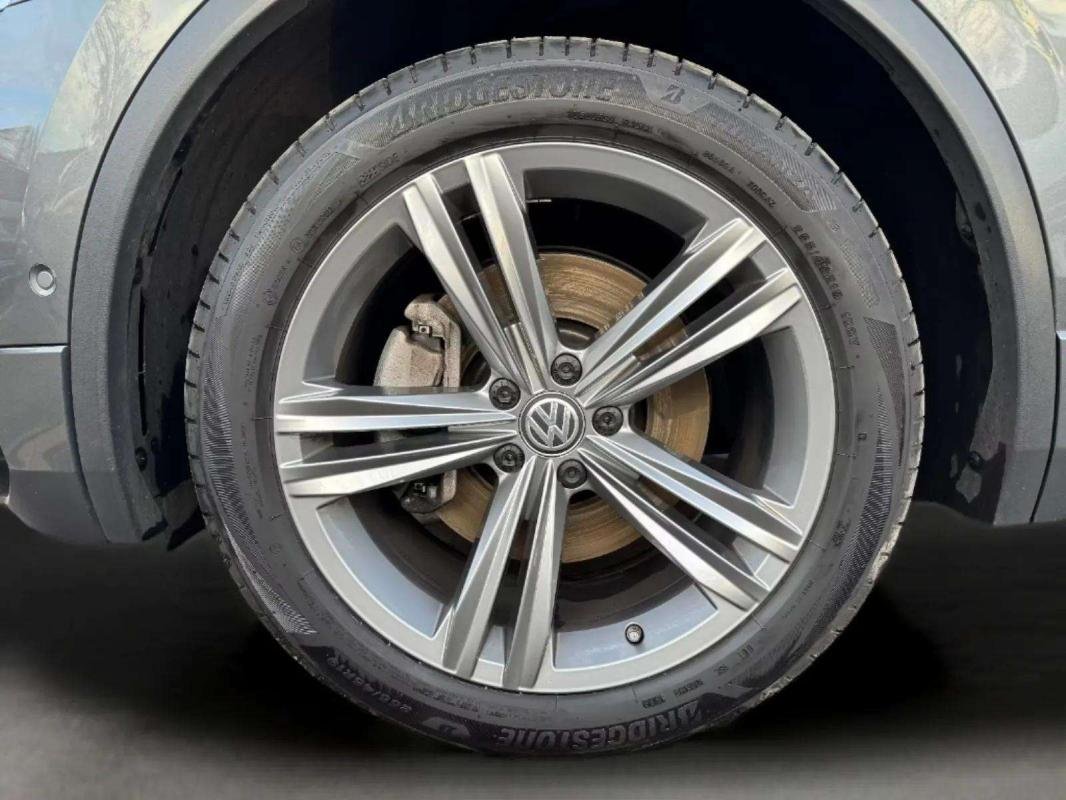 Volkswagen Tiguan - Photo 17