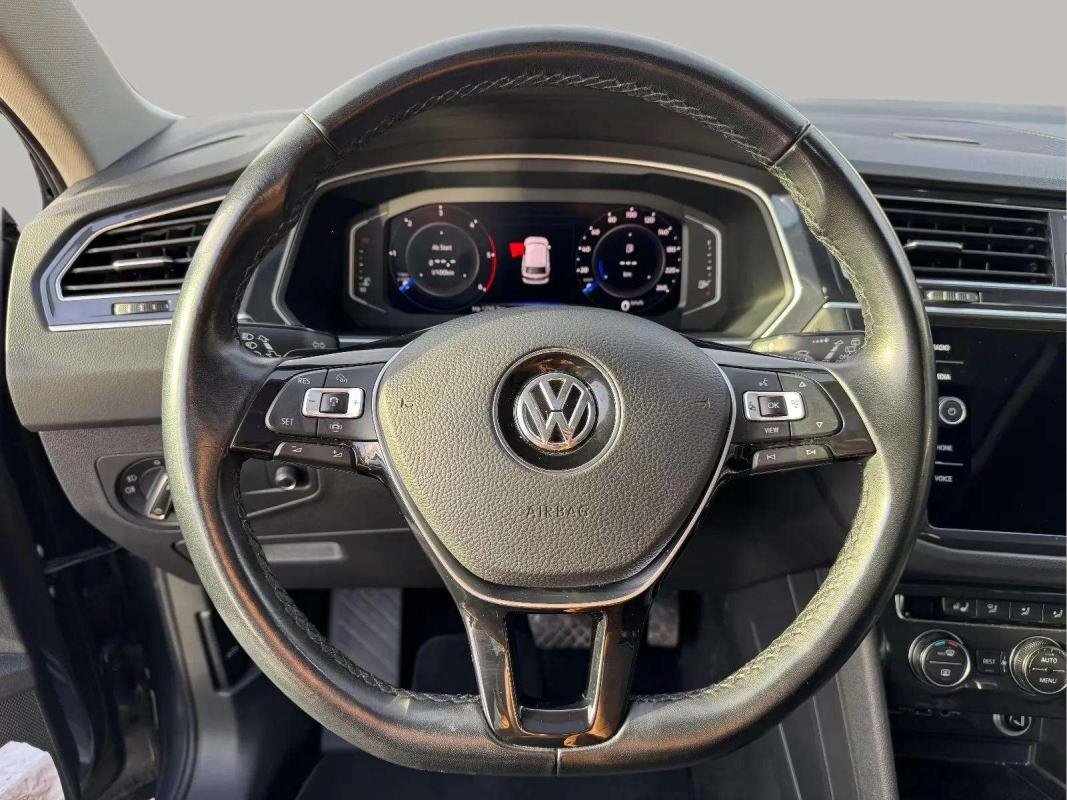 Volkswagen Tiguan - Photo 19