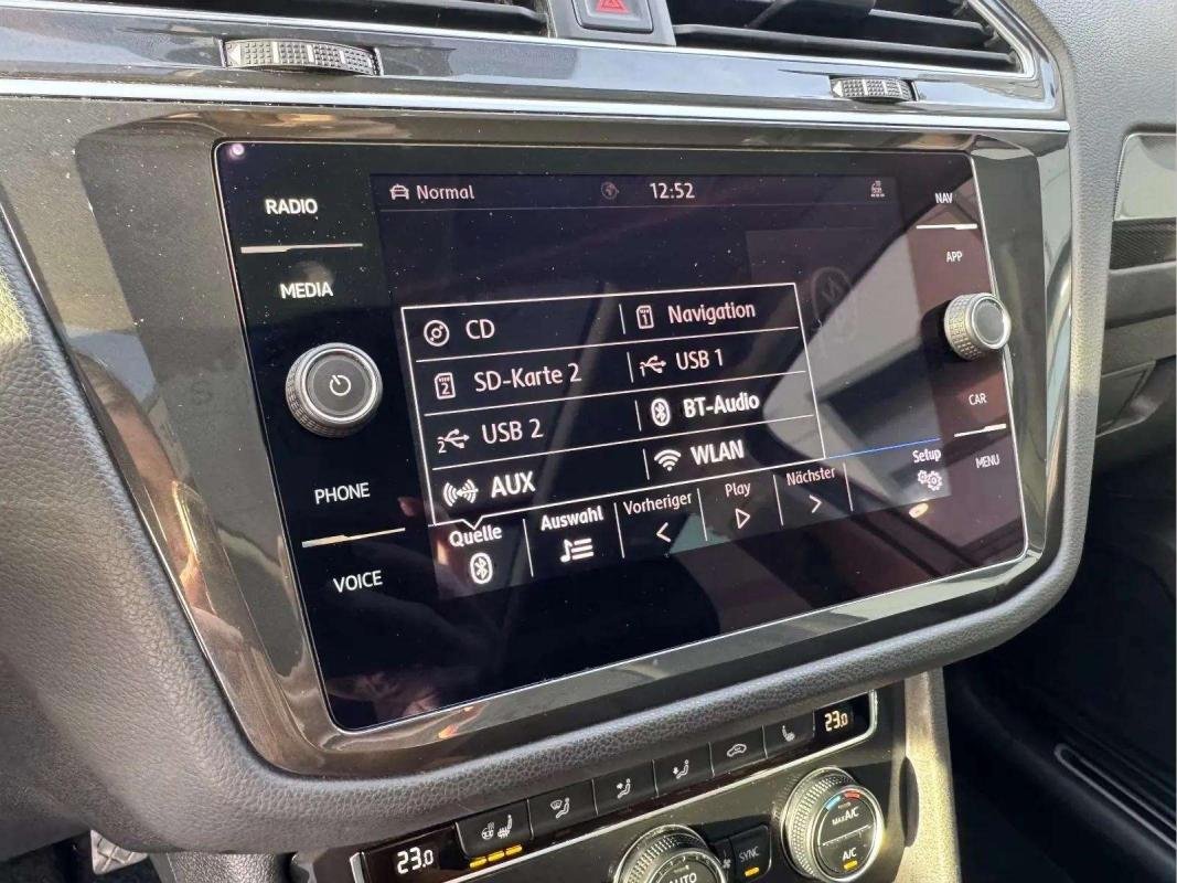 Volkswagen Tiguan - Photo 21