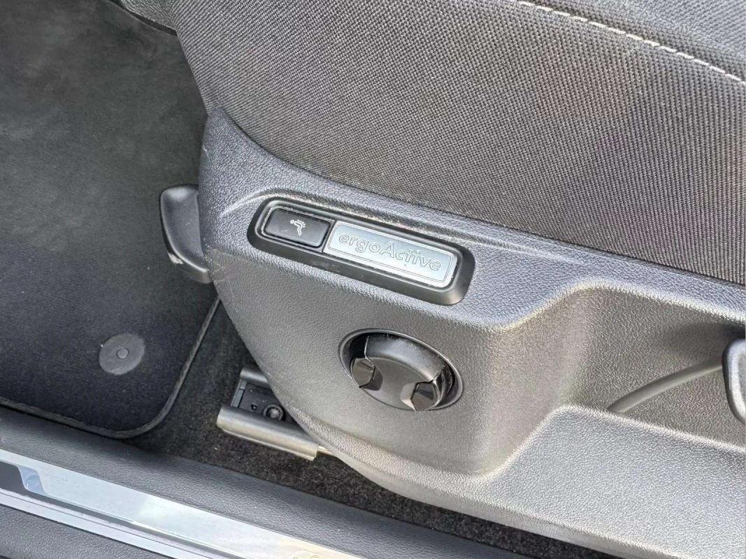 Volkswagen Tiguan - Photo 25