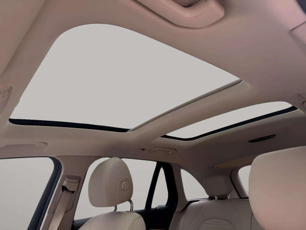 Mercedes GLC - Photo 13