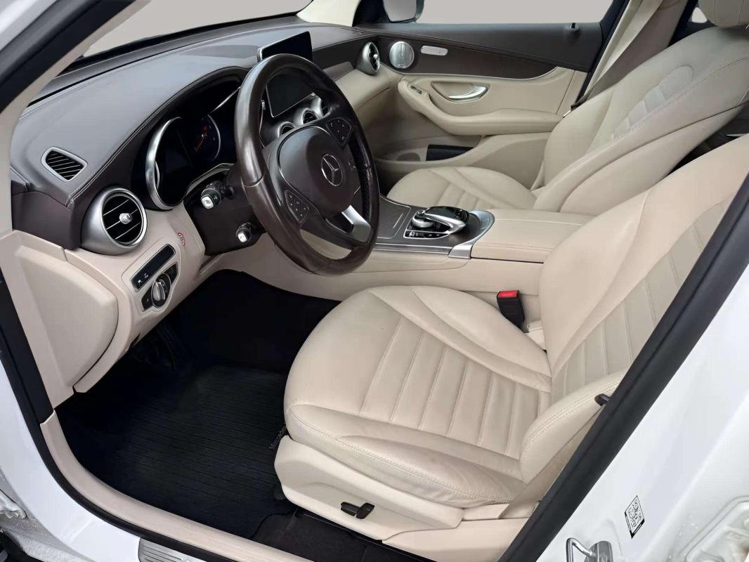 Mercedes GLC - Photo 14