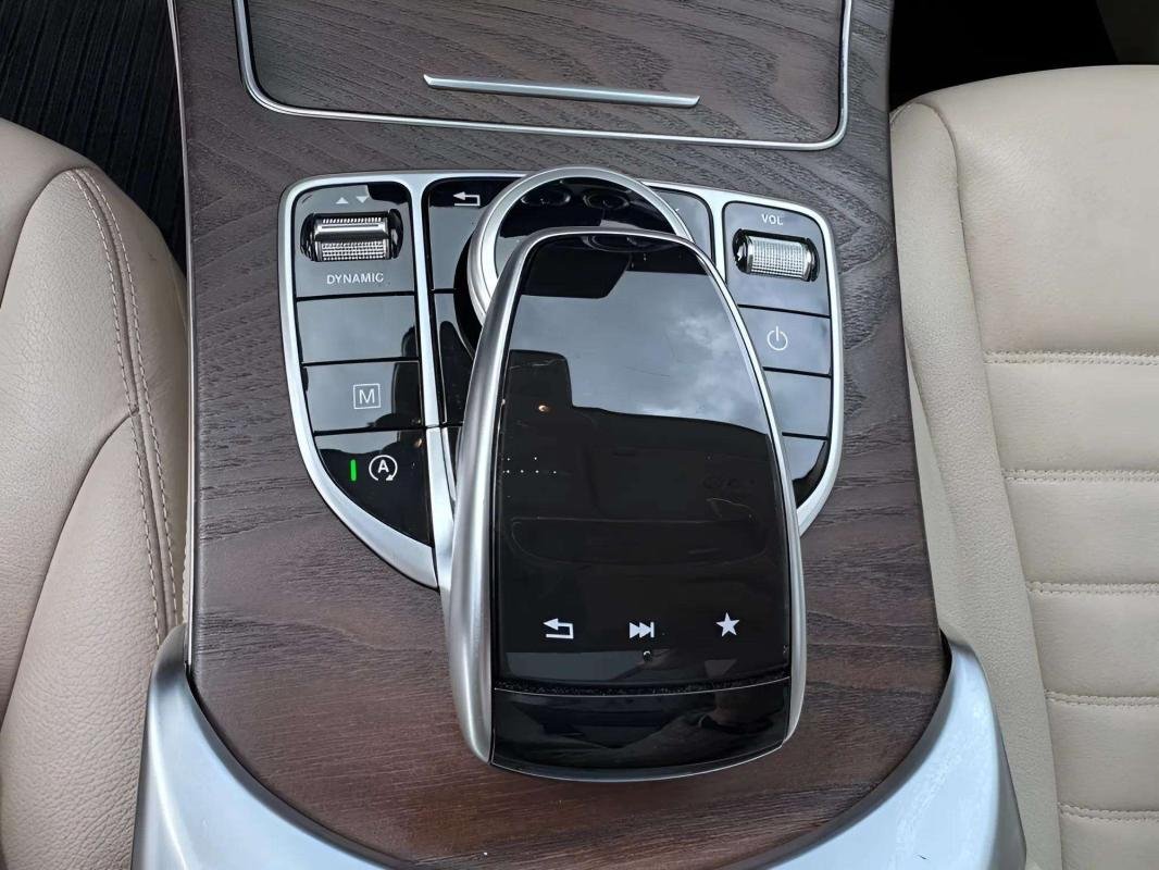 Mercedes GLC - Photo 16