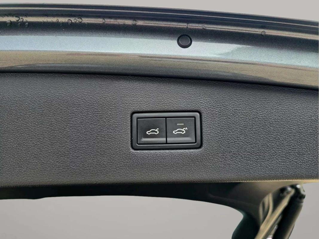 Volkswagen Tiguan Allspace - Photo 11