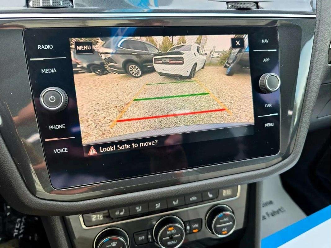 Volkswagen Tiguan Allspace - Photo 32
