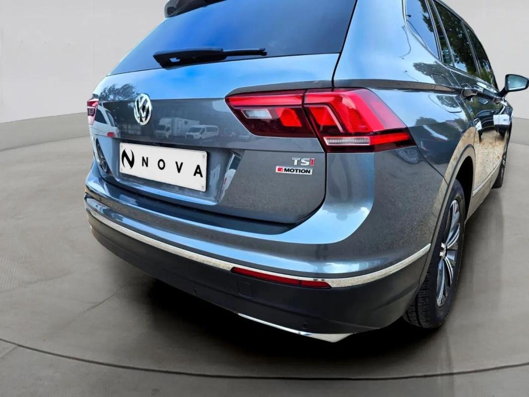 Volkswagen Tiguan Allspace - Photo 6