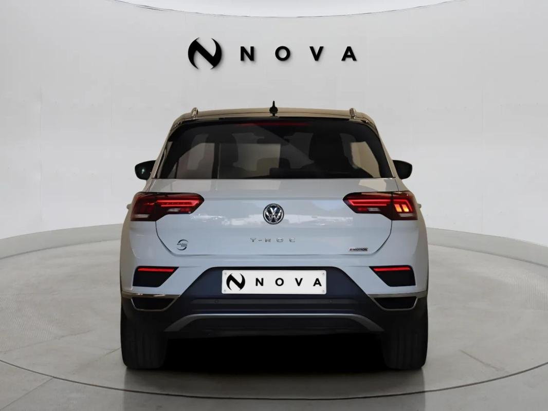 Volkswagen T-Roc - Photo 6