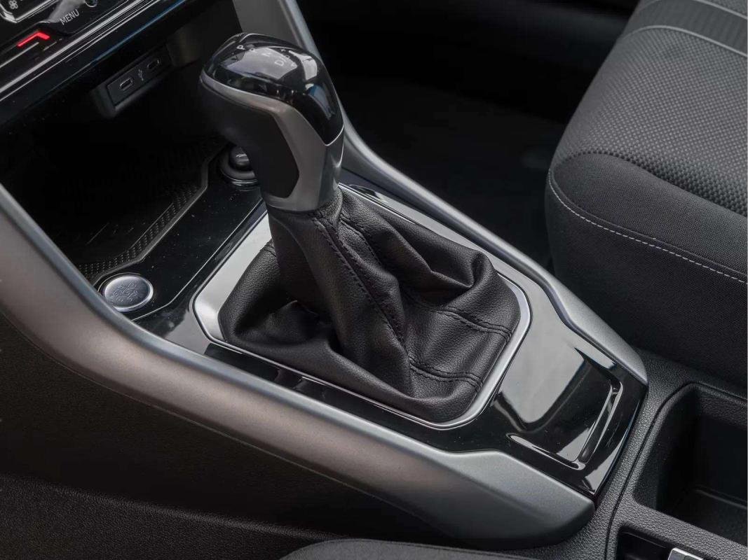 Volkswagen T-Roc - Photo 4