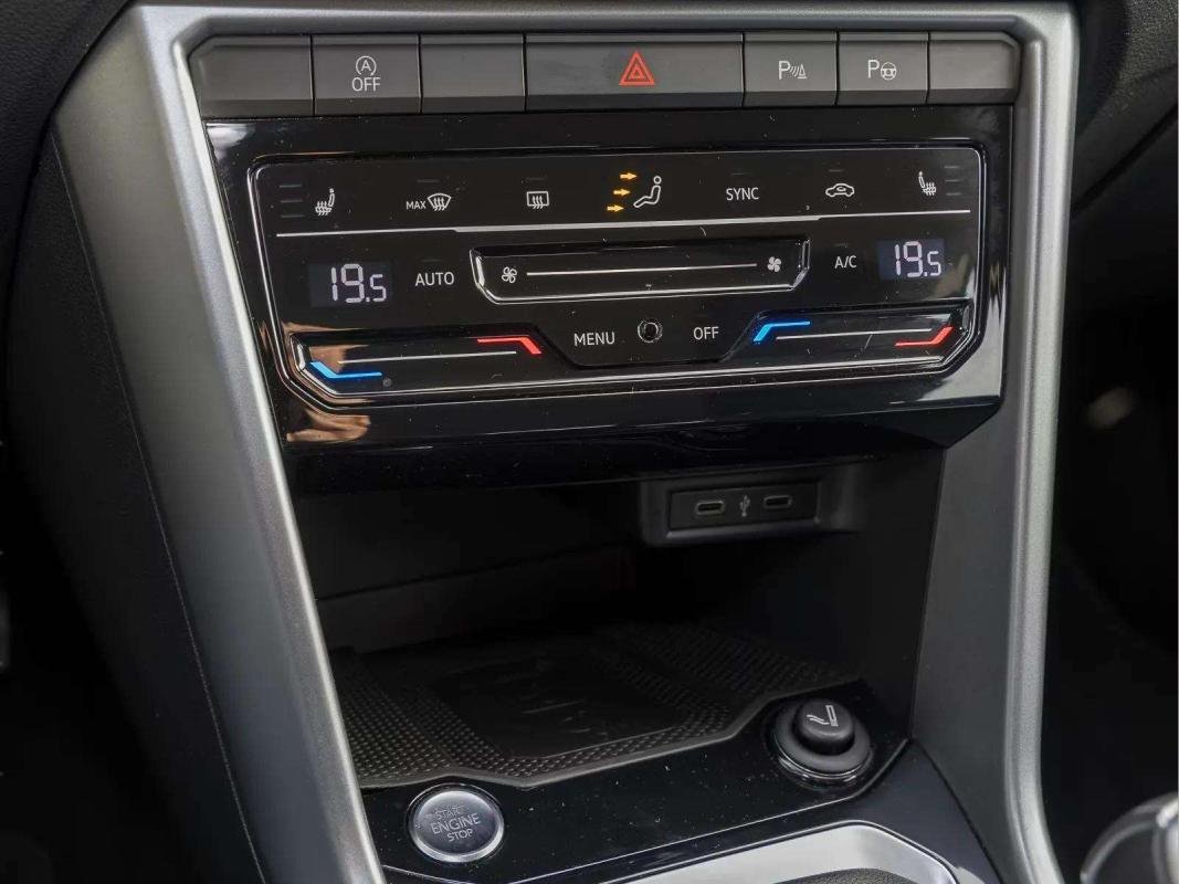 Volkswagen T-Roc - Photo 5